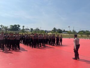 Latihan (Dalmas Pengendalian Massa) Bintara dan Tamtama Remaja Polda Kaltara