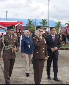 Amiek Mulandari Kejati Kaltara Hadiri Upacara HUT TNI di Tarakan