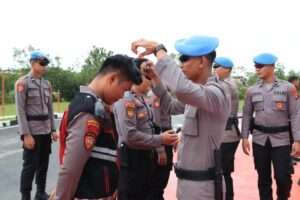 Pengecekan Sikap Tampang dan kelengkapan Data Diri Oleh Personil Bidpropam di Polda Kalimantan Utara