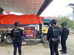 Polda Kaltara Kawal Pergeseran Logistik Pilkada Serentak