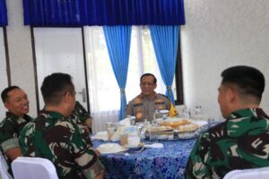 Kapolda Kaltara Gelar Coffee Morning Bersama Unsur TNI di Lanud Anang Busra, Pastikan Keamanan Natal dan Tahun Baru 2025