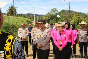 Kapolda Kaltara, Irjen Pol. Hary Sudwijanto, Kunjungi Perbatasan RI-Malaysia di Long Apung