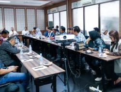 Gabungan Komisi DPRD Kaltara Bahas Ruang Publik dan Penataan PKL