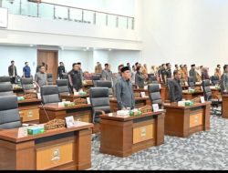 Pandangan Umum Fraksi-Fraksi DPRD Kaltara atas Penyampaian Nota Pengantar Ranperda