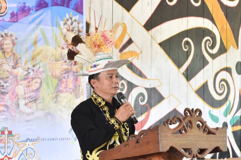 Semarak Acara Bangen Tawei Lepa Ajeu di Desa Metun Sajau