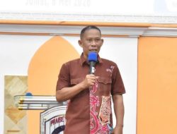 Bupati dan Wabup Meriahkan Pawai Obor Paskah