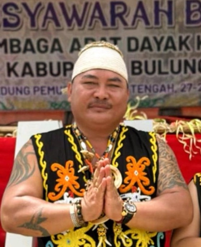 Tasa Gung Ucapkan Selamat kepada Ingkong Ala dan Kilat Bilung atas Amanah Adat
