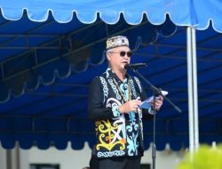 Hardiknas, Bupati Wempi Tegaskan Pendidikan Harus Berkualitas